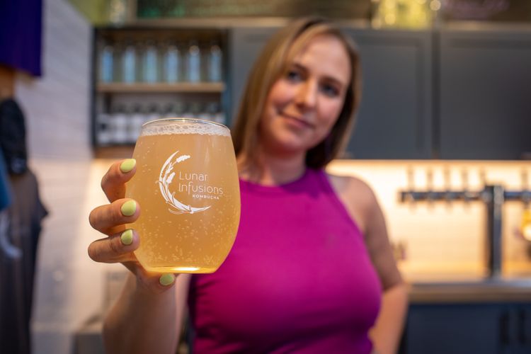 Meet Lunar Infusions: Fort Wayne’s first kombucha and wellness bar, serving healthy, sober drinks and shots